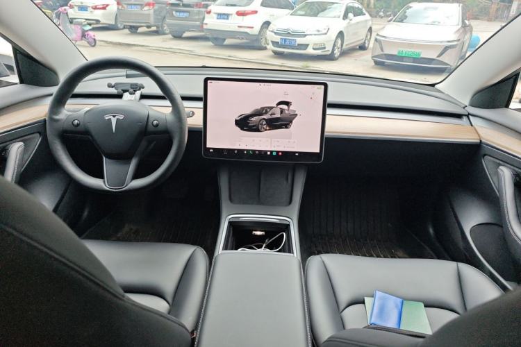 Used Tesla Model 3 2022 Rear-Wheel-Drive Version Center Console