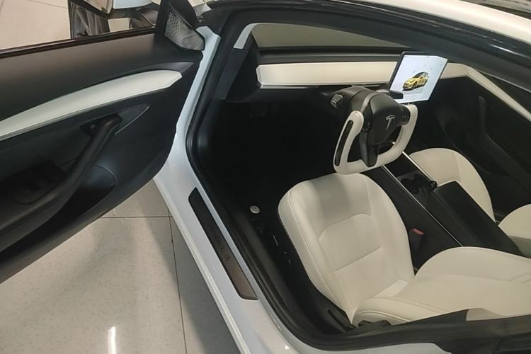 Used Tesla Model 3 2022 Rear-Wheel-Drive Version Driver Seat