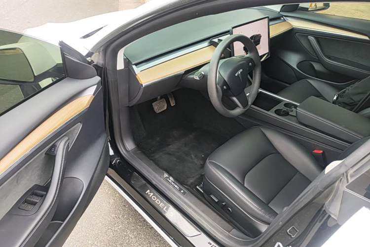 Used Tesla Model 3 2022 Rear-Wheel-Drive Version Driver Seat