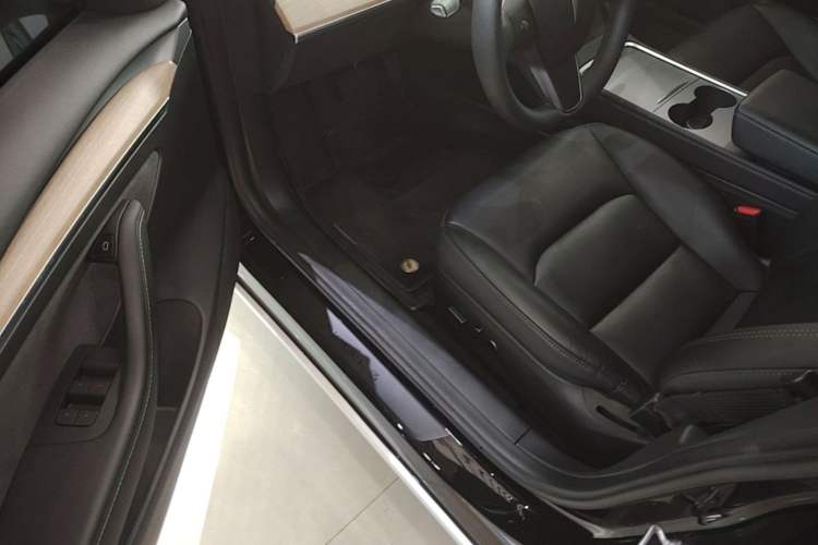 Used Tesla Model 3 2022 Rear-Wheel-Drive Version Driver Seat