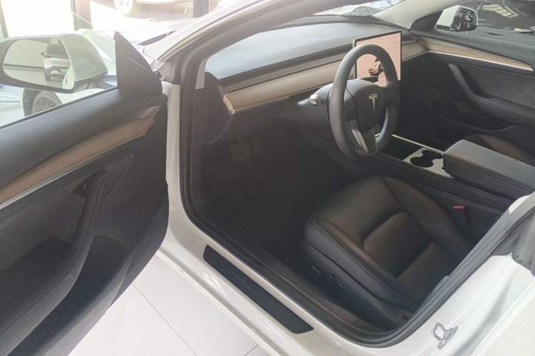 Used Tesla Model 3 2022 Rear-Wheel-Drive Version Driver Seat