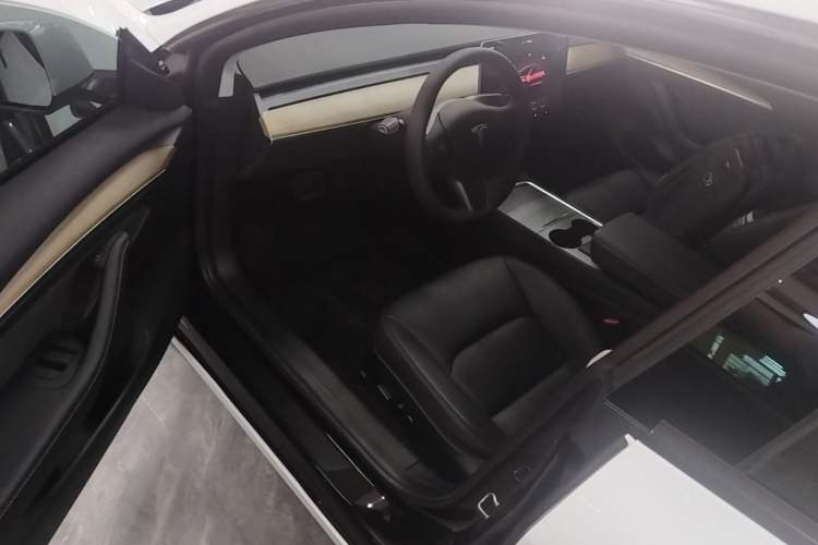Used Tesla Model 3 2022 Rear-Wheel-Drive Version Driver Seat