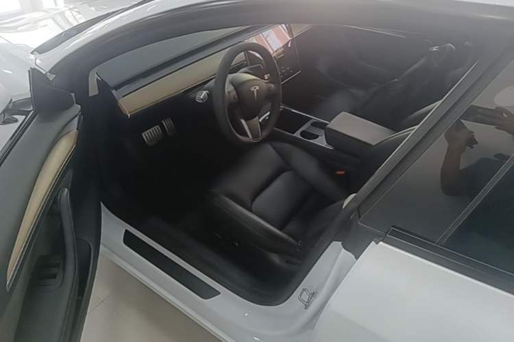 Used Tesla Model 3 2022 Performance High-Performance All-Wheel-Drive Version Driver Seat