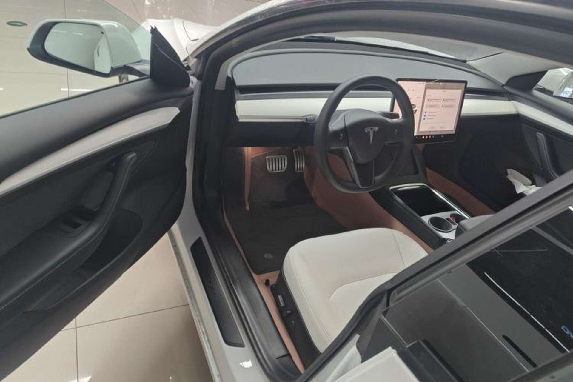 Used Tesla Model 3 2022 Performance High-Performance All-Wheel-Drive Version Driver Seat