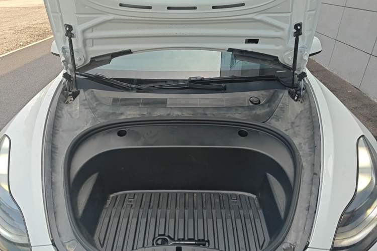 Used Tesla Model 3 2022 Rear-Wheel-Drive Version Engine Bay