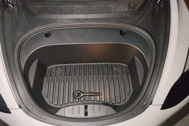 Used Tesla Model 3 2022 Rear-Wheel-Drive Version Engine Bay