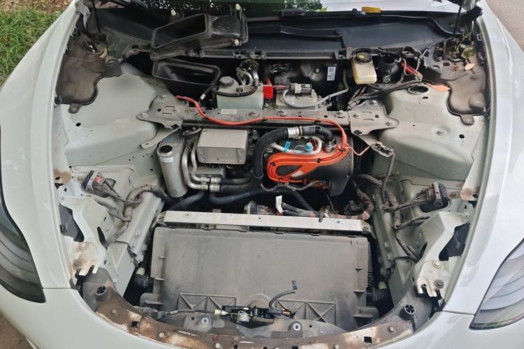 Used Tesla Model 3 2022 Rear-Wheel-Drive Version Engine Bay