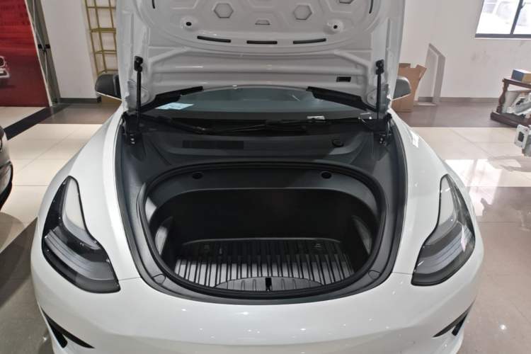 Used Tesla Model 3 2022 Rear-Wheel-Drive Version Engine Bay