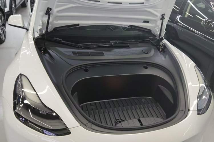 Used Tesla Model 3 2022 Rear-Wheel-Drive Version Engine Bay