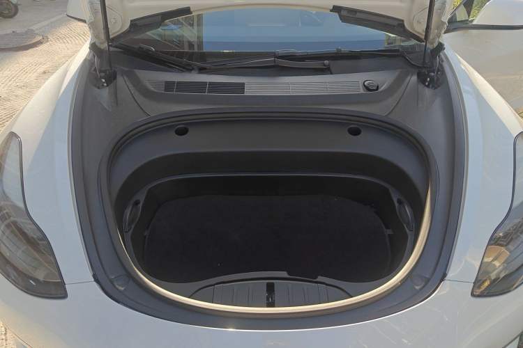 Used Tesla Model 3 2022 Performance High-Performance All-Wheel-Drive Version Engine Bay