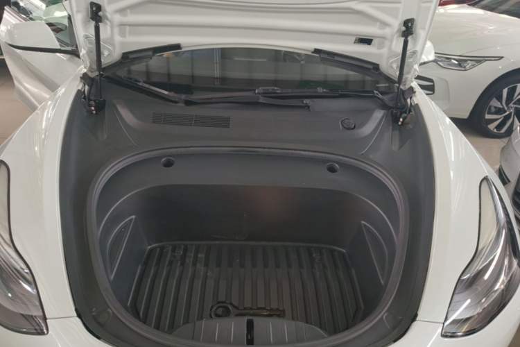 Used Tesla Model 3 2022 Rear-Wheel-Drive Version Engine Bay