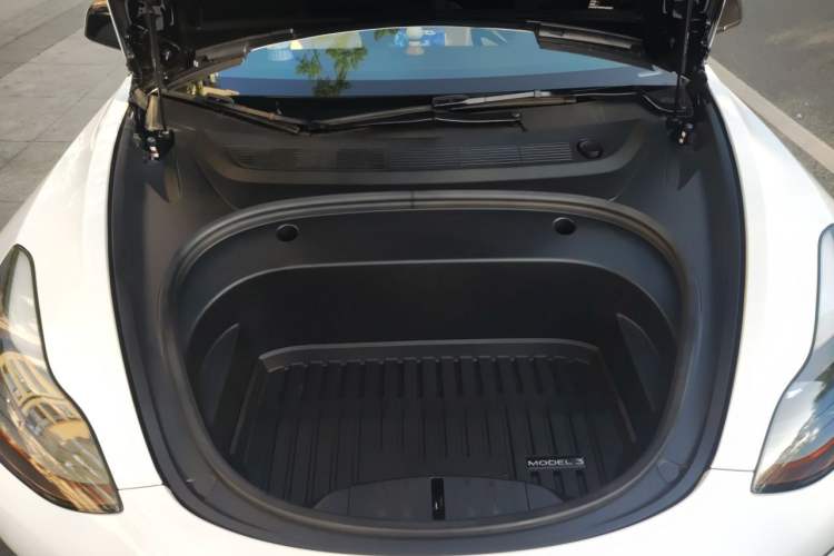 Used Tesla Model 3 2022 Rear-Wheel-Drive Version Engine Bay