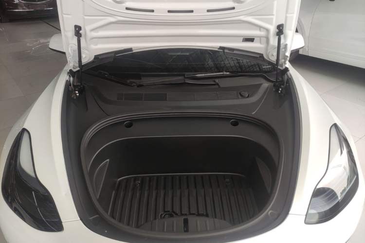 Used Tesla Model 3 2022 Rear-Wheel-Drive Version Engine Bay