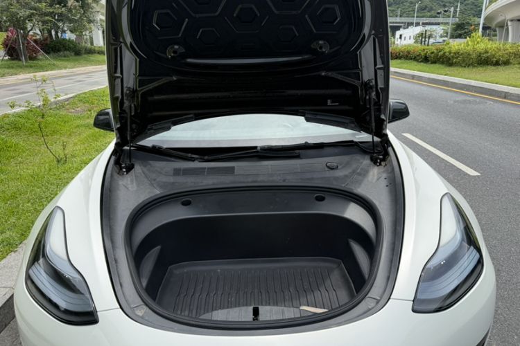 Used Tesla Model 3 2022 Rear-Wheel-Drive Version Engine Bay