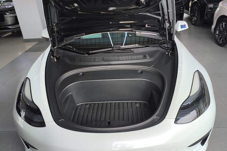 Used Tesla Model 3 2022 Rear-Wheel-Drive Version Engine Bay