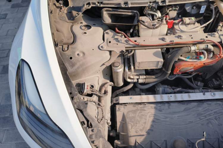 Used Tesla Model 3 2022 Rear-Wheel-Drive Version Engine Bay Right