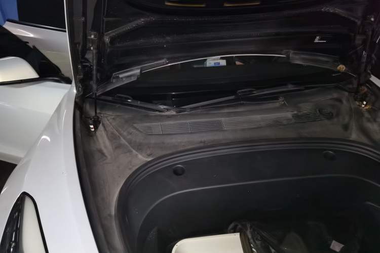 Used Tesla Model 3 2022 Rear-Wheel-Drive Version Engine Bay Right