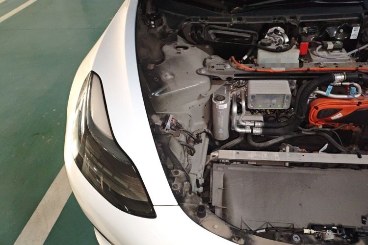 Used Tesla Model 3 2022 Rear-Wheel-Drive Version Engine Bay Right
