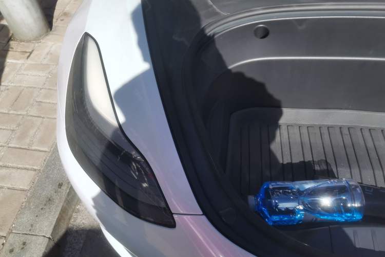 Used Tesla Model 3 2022 Rear-Wheel-Drive Version Engine Bay Right