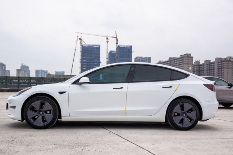 Used Tesla Model 3 2022 Rear-Wheel-Drive Version Exterior 1