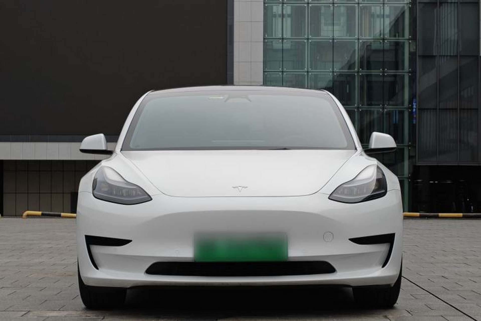 Used Tesla Model 3 2022 Rear-Wheel-Drive Version Exterior 1