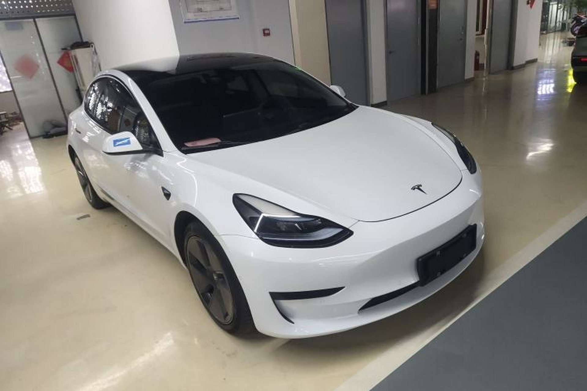 Used Tesla Model 3 2022 Rear-Wheel-Drive Version Exterior 2