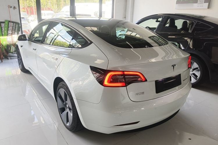 Used Tesla Model 3 2022 Rear-Wheel-Drive Version Exterior 2