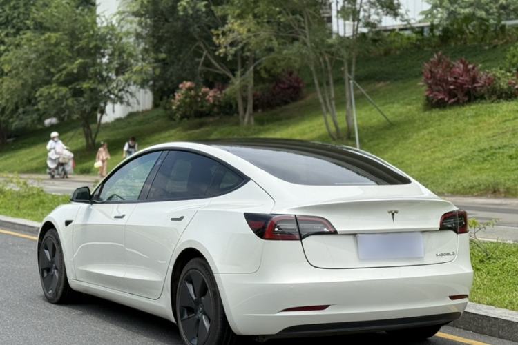 Used Tesla Model 3 2022 Rear-Wheel-Drive Version Exterior 2