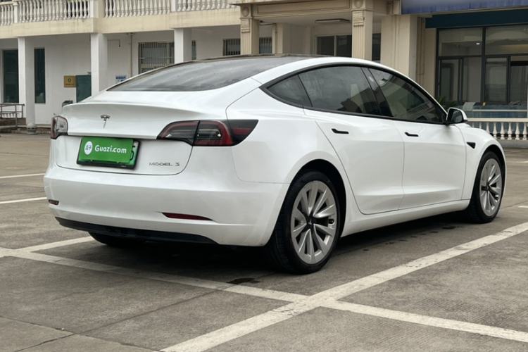 Used Tesla Model 3 2022 Rear-Wheel-Drive Version Exterior 2