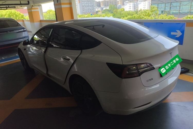 Used Tesla Model 3 2022 Rear-Wheel-Drive Version Exterior 2