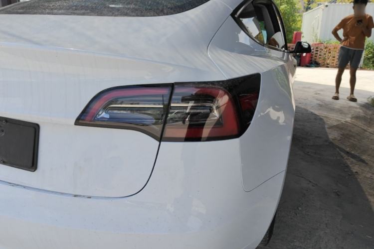 Used Tesla Model 3 2022 Rear-Wheel-Drive Version Exterior 3