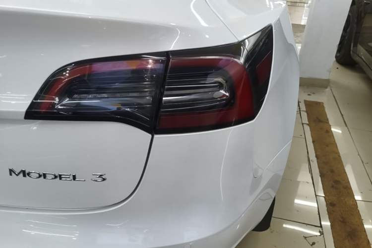 Used Tesla Model 3 2022 Rear-Wheel-Drive Version Exterior 3