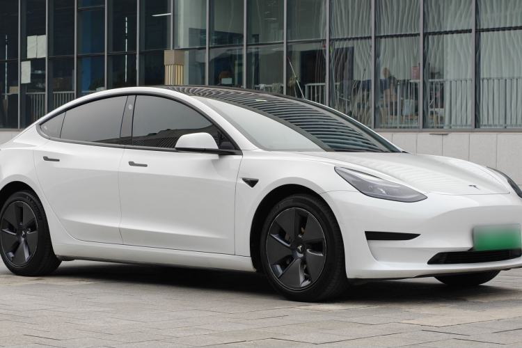 Used Tesla Model 3 2022 Rear-Wheel-Drive Version Exterior 4