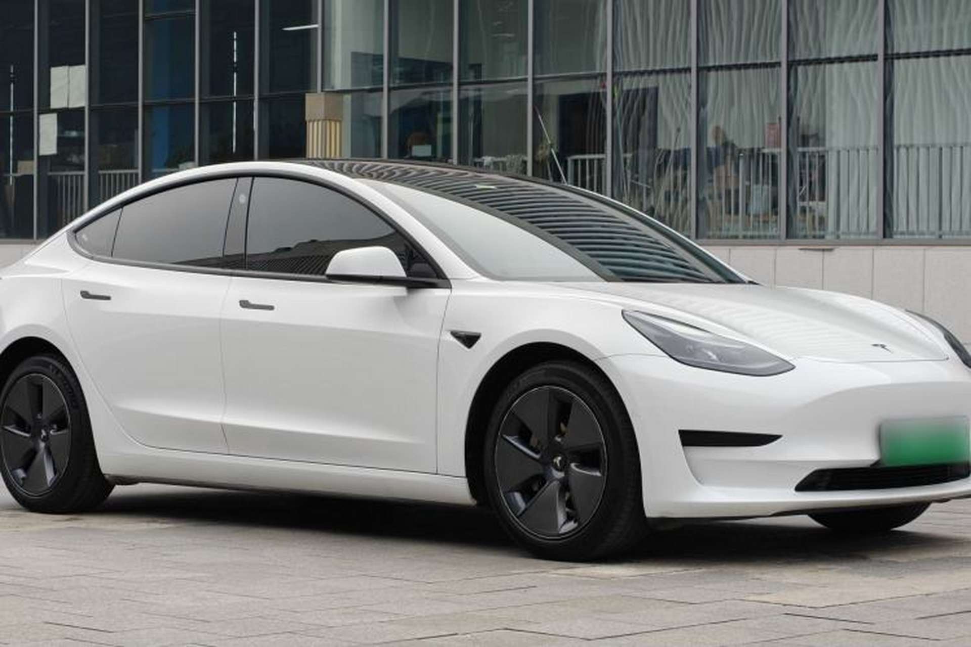 Used Tesla Model 3 2022 Rear-Wheel-Drive Version Exterior 4