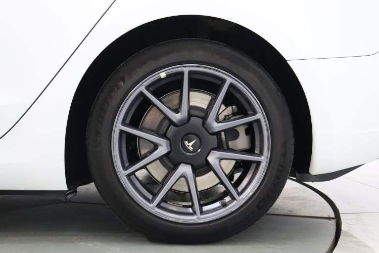 Used Tesla Model 3 2022 Rear-Wheel-Drive Version Exterior 6