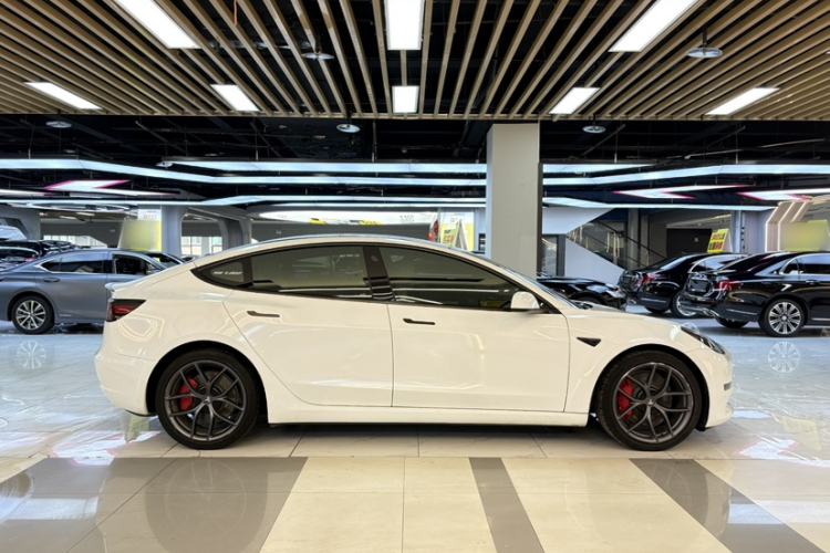 Used Tesla Model 3 2022 Performance High-Performance All-Wheel-Drive Version Exterior 7