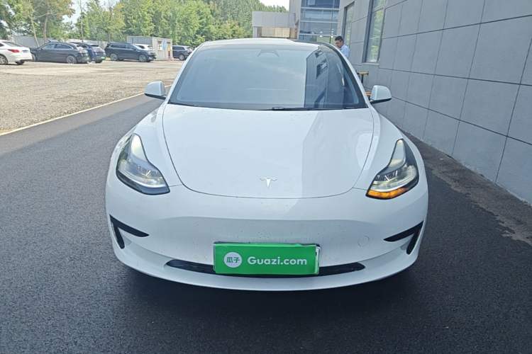 Used Tesla Model 3 2022 Rear-Wheel-Drive Version Front
