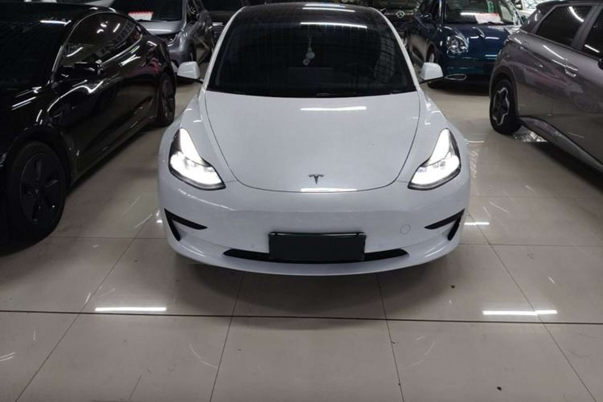 Used Tesla Model 3 2022 Rear-Wheel-Drive Version Front