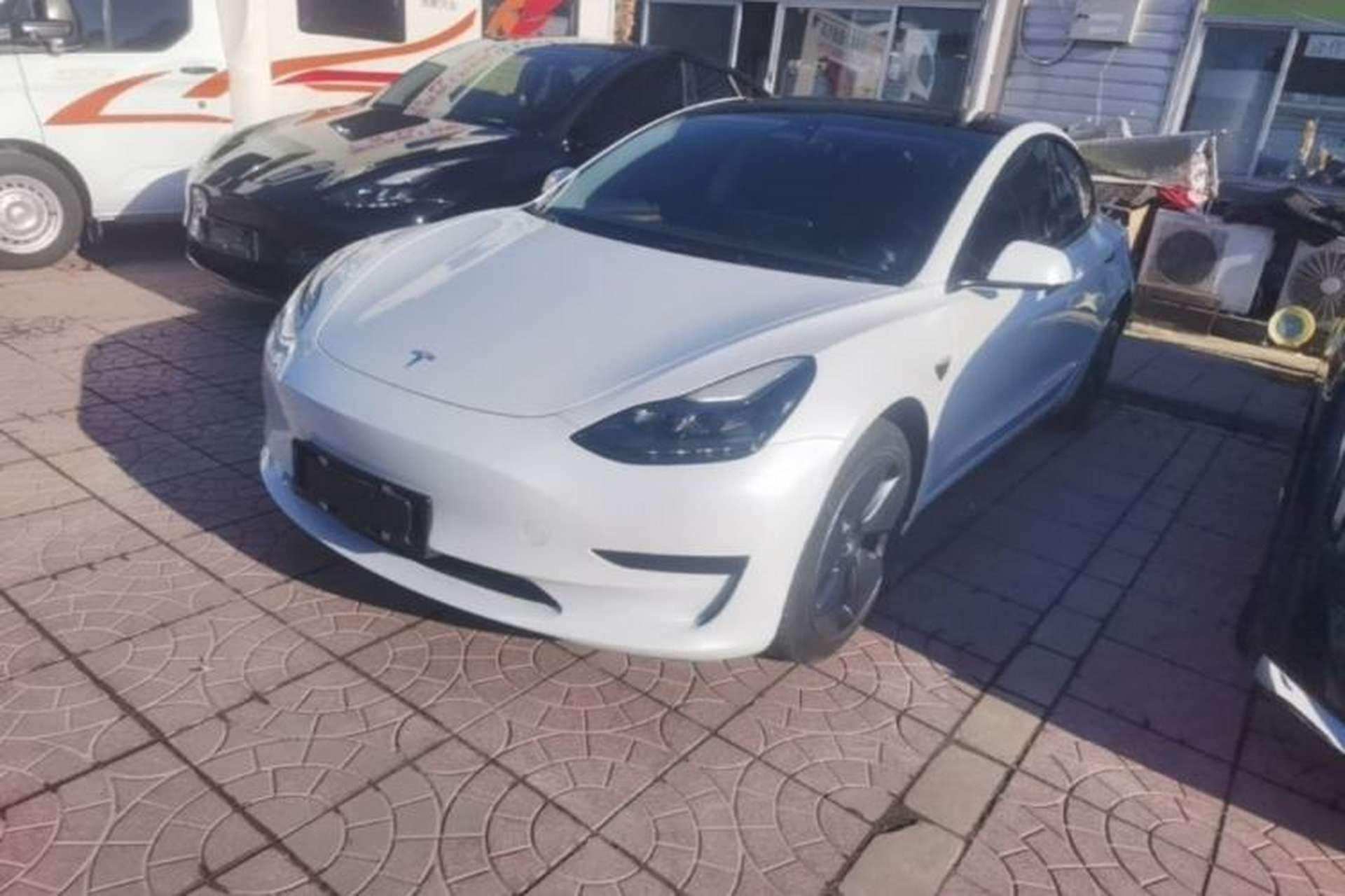 Used Tesla Model 3 2022 Rear-Wheel-Drive Version Front Left 45 Deg