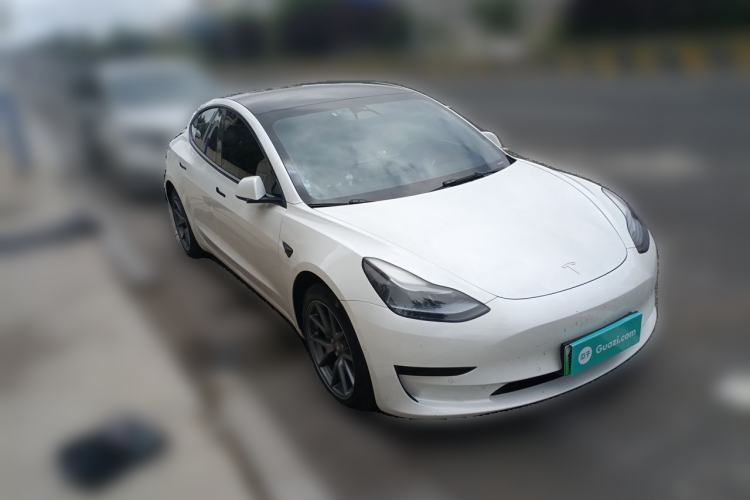 Used Tesla Model 3 2022 Rear-Wheel-Drive Version Front Right 45 Deg