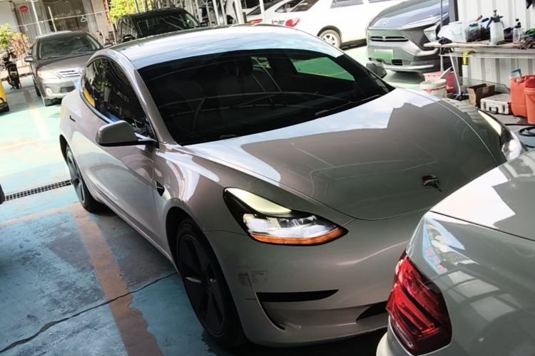 Used Tesla Model 3 2022 Rear-Wheel-Drive Version Front Right 45 Deg