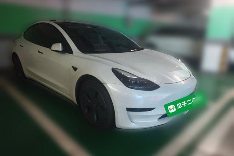 Used Tesla Model 3 2022 Rear-Wheel-Drive Version Front Right 45 Deg