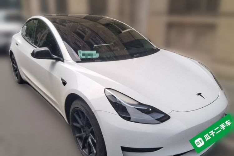 Used Tesla Model 3 2022 Rear-Wheel-Drive Version Front Right 45 Deg