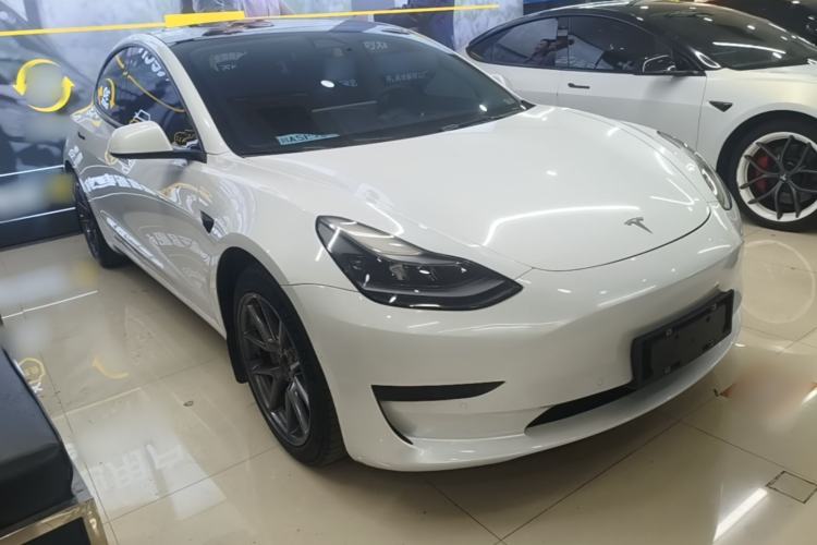 Used Tesla Model 3 2022 Rear-Wheel-Drive Version Front Right 45 Deg