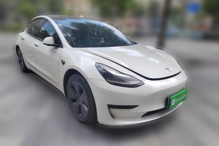Used Tesla Model 3 2022 Rear-Wheel-Drive Version Front Right 45 Deg