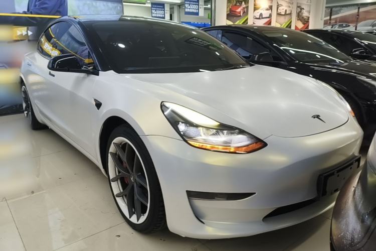 Used Tesla Model 3 2022 Performance High-Performance All-Wheel-Drive Version Front Right 45 Deg