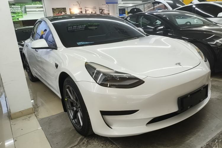 Used Tesla Model 3 2022 Rear-Wheel-Drive Version Front Right 45 Deg