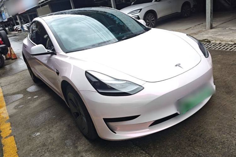 Used Tesla Model 3 2022 Rear-Wheel-Drive Version Front Right 45 Deg