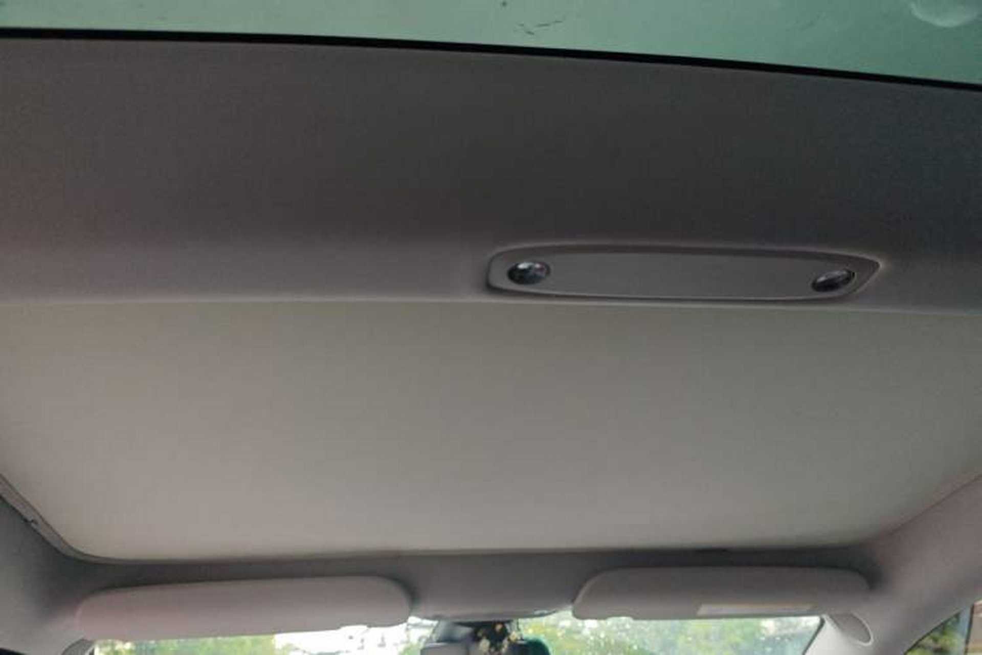 Used Tesla Model 3 2022 Rear-Wheel-Drive Version Headliner