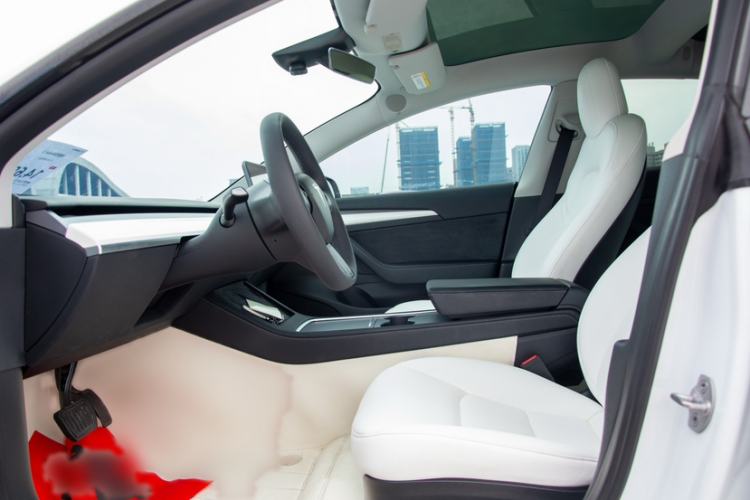 Used Tesla Model 3 2022 Rear-Wheel-Drive Version Interior 6